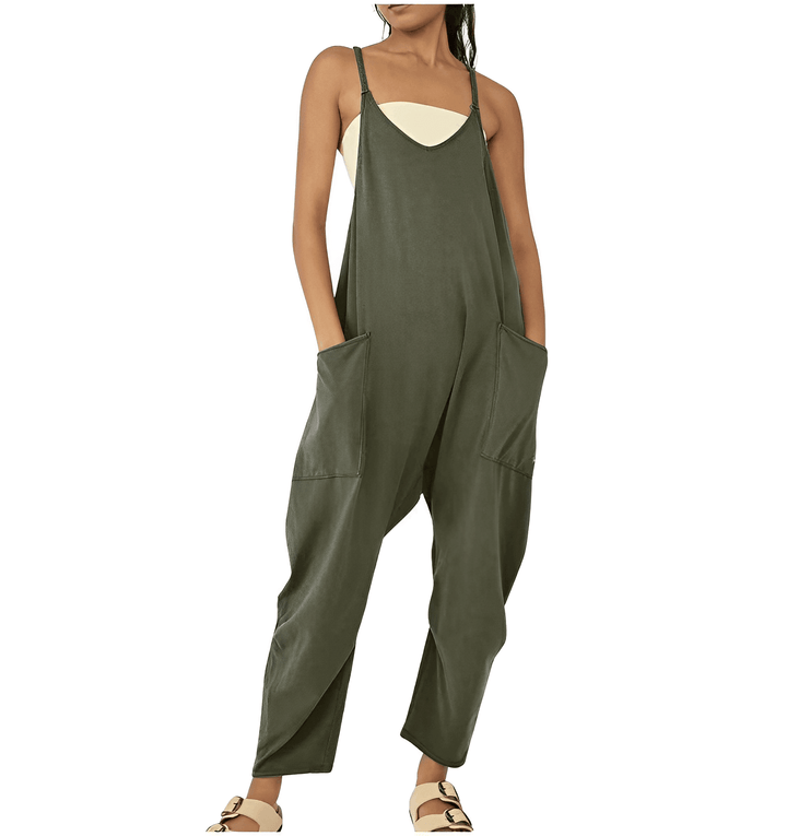 Women's casual sleeveless jumpsuit in summer color. Stylish, comfortable everyday fashion.