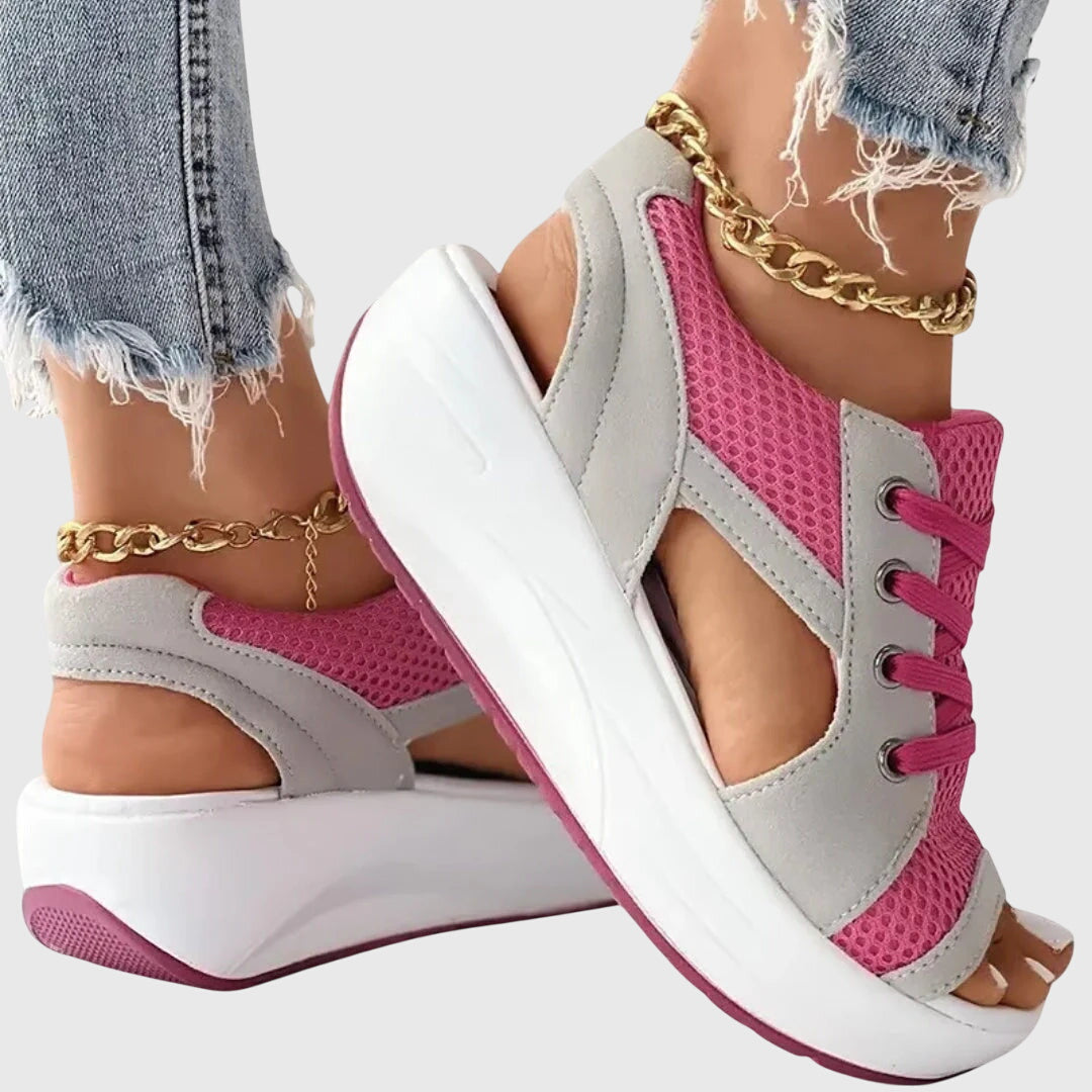 Easy slip-on women's sandals with an open-toe and elevated sole. Great for a stylish, comfy summer look.