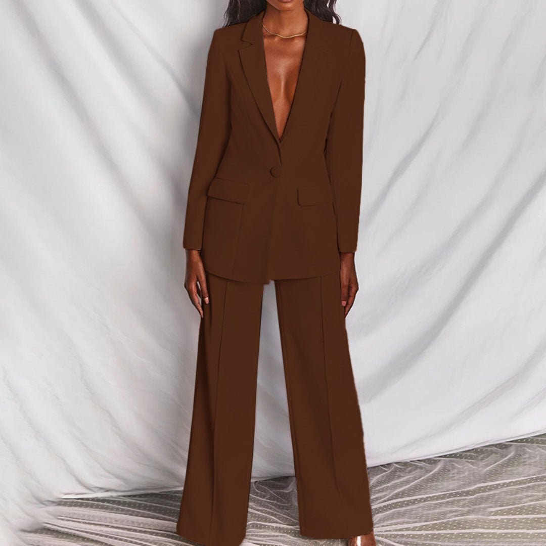 Tailored women's blazer & trousers set, ideal for sophisticated professional or office wear.