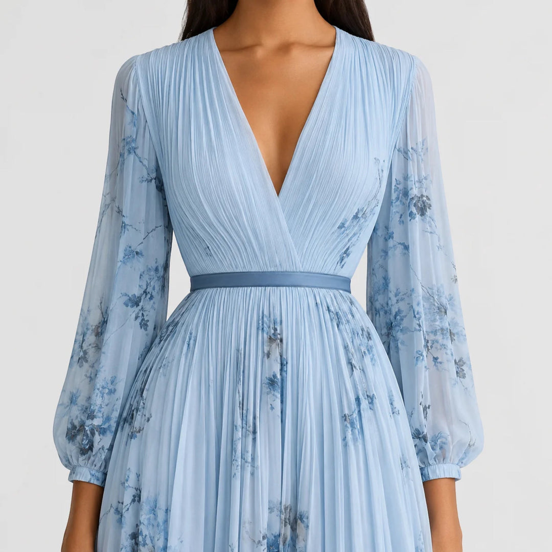 Casual summer women's midi dress, floral pleated A-line, sleeveless, perfect for vacation.