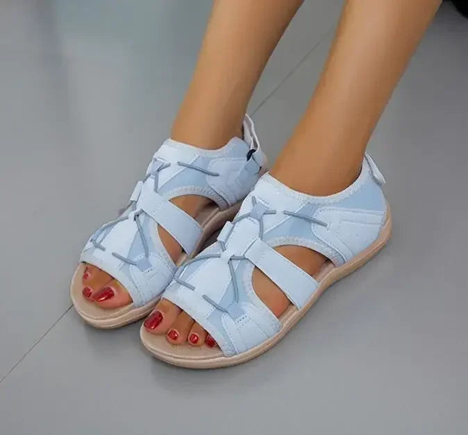 Everyday supportive women's sandals, ideal for various casual activities.