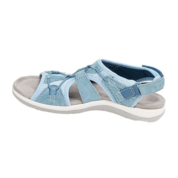 Comfortable women's everyday sandals, ensuring foot support all day long.