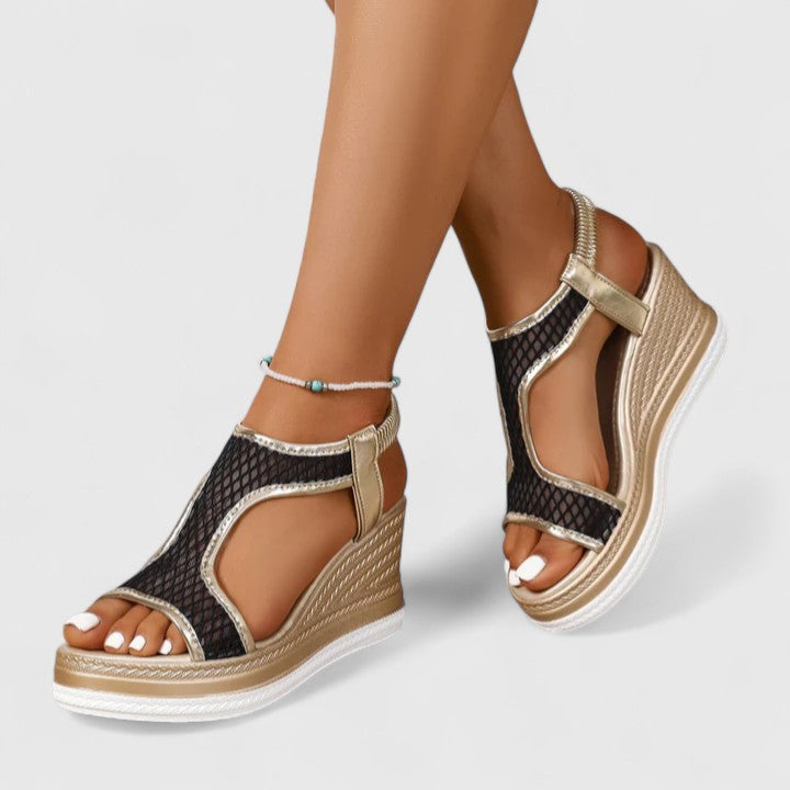 Durable women's orthopaedic wedge sandals, perfect for comfortable and supportive summer outings.