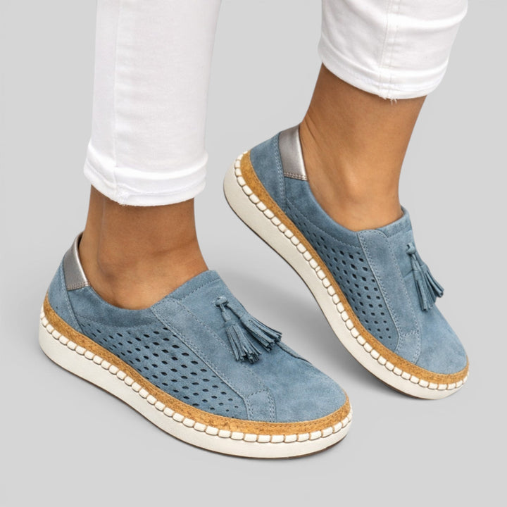 Women's supportive slip-on comfort shoes for everyday wear, featuring a breathable design.