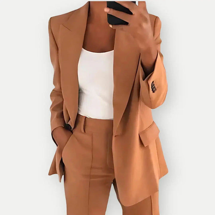 Formal women's trouser suit with a structured blazer, perfect for office, meetings, or special occasions.