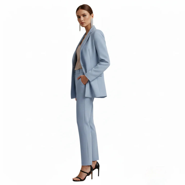 Chic women's tailored blazer & trousers set, double-breasted. Perfect for professional business looks.