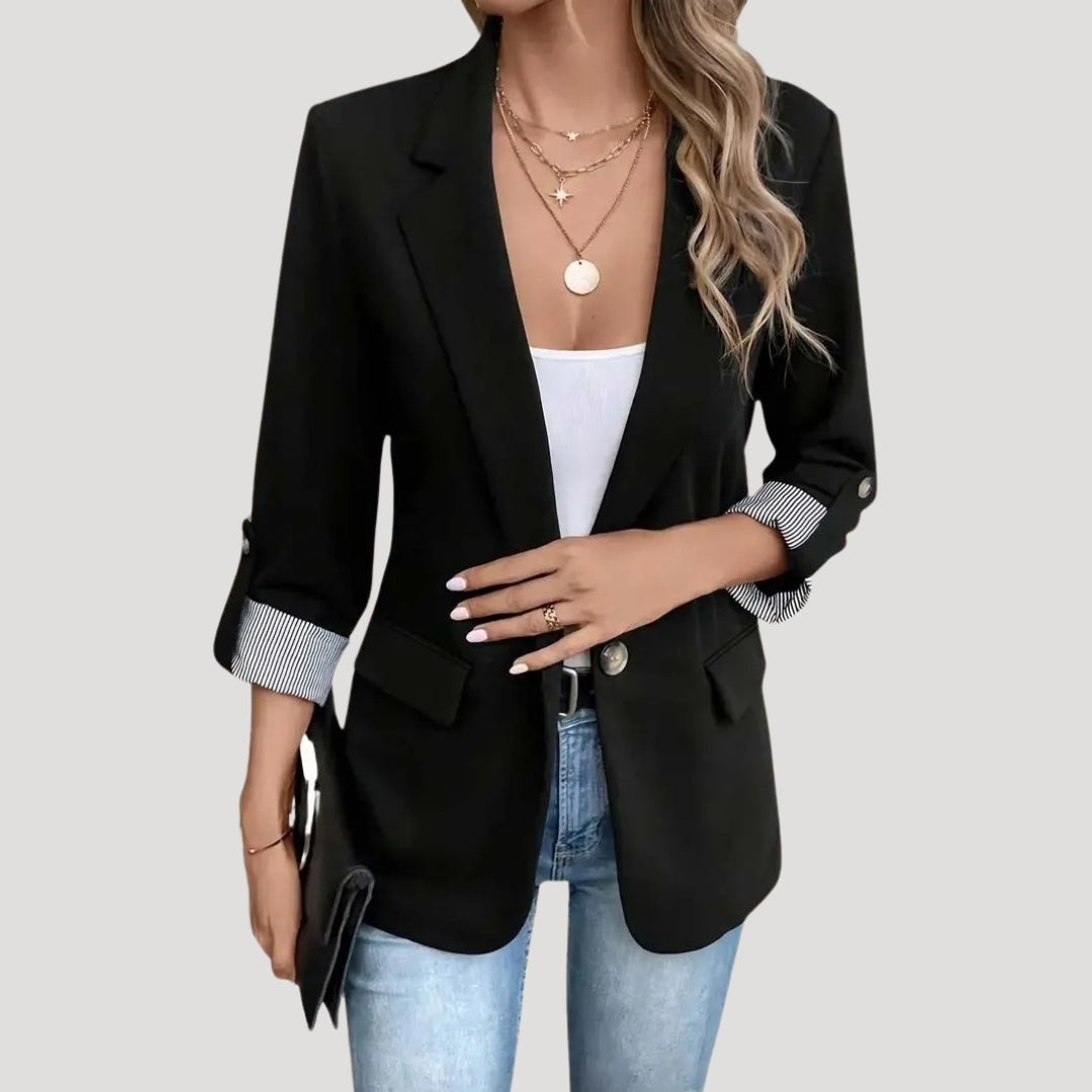Modern women's tailored blazer, single-breasted design with chic roll-up sleeves. Perfect for versatile office & casual style.