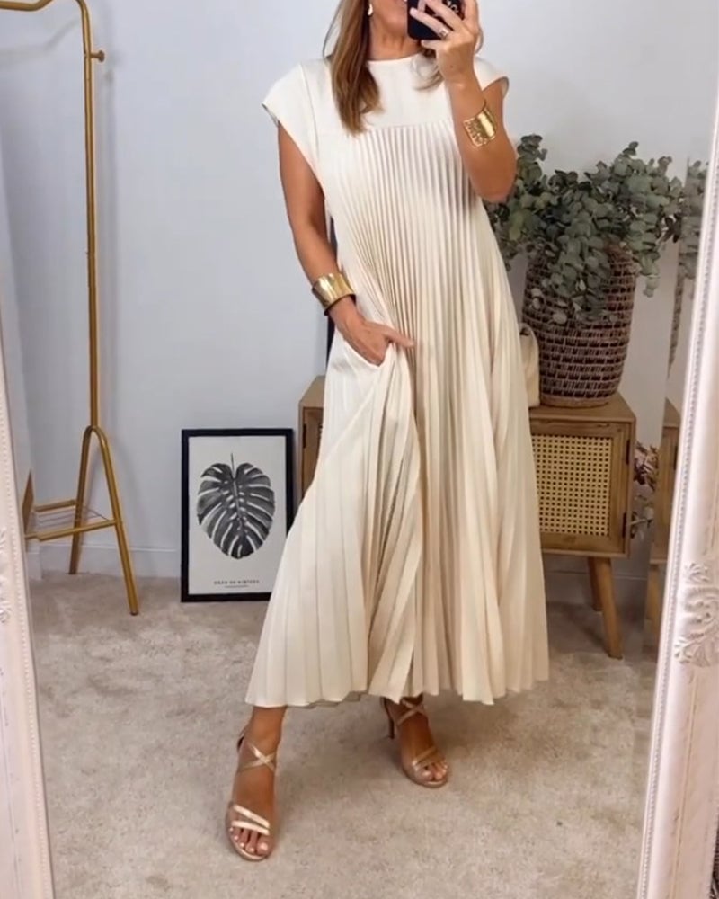Casual yet chic A-Line dress for women. Comfortable, flowy midi style for summer elegance.