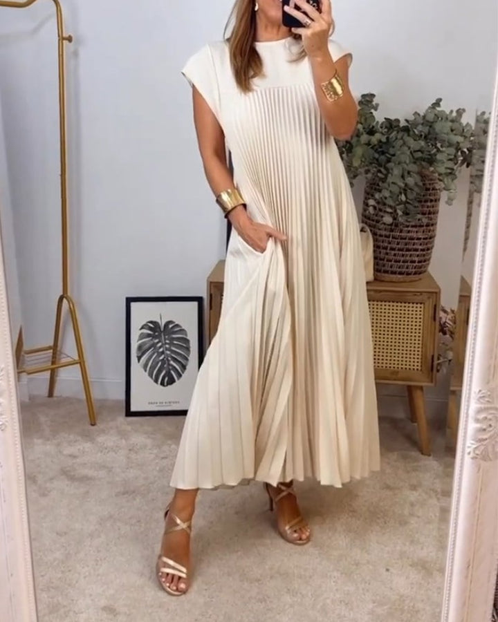 Casual yet chic A-Line dress for women. Comfortable, flowy midi style for summer elegance.