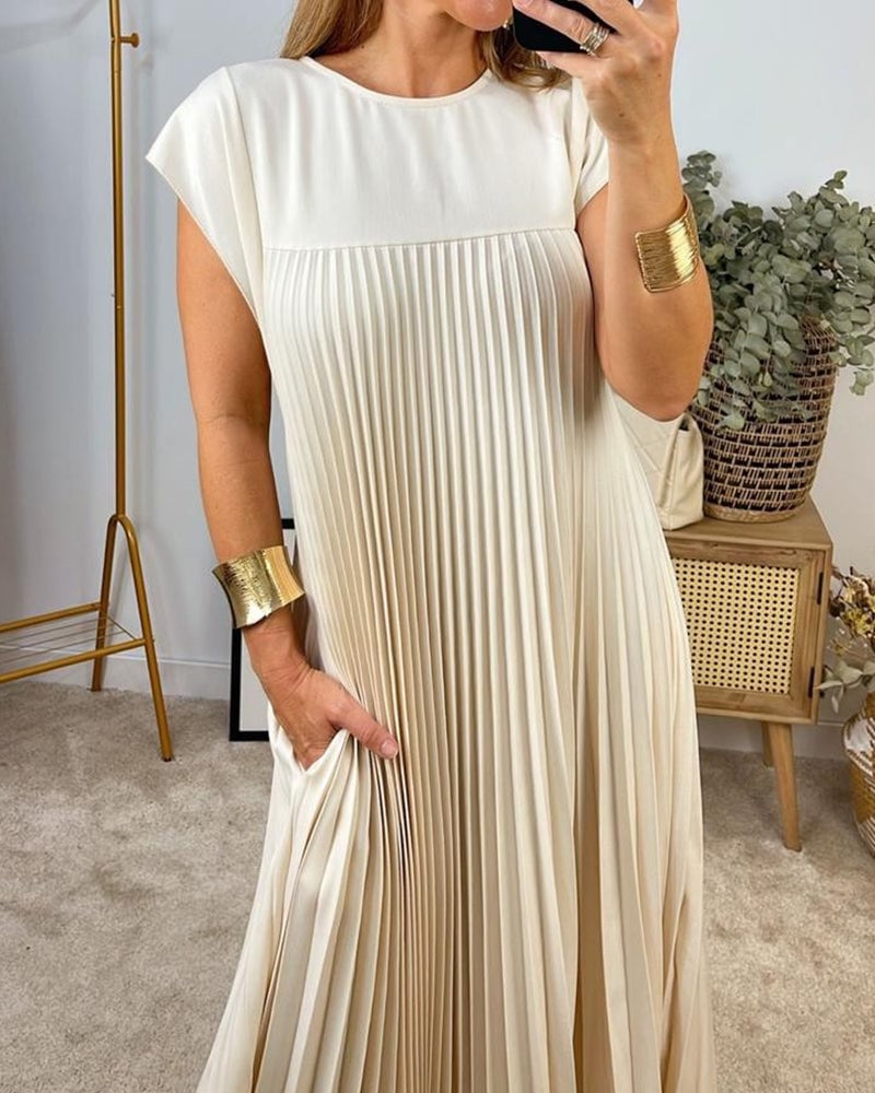 Timeless women's A-Line dress, flowy and comfy. Perfect for casual or elegant summer looks.