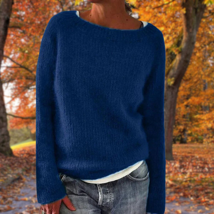 Chic & versatile women's knit sweater. Timeless design, relaxed fit for everyday comfort & autumn style.