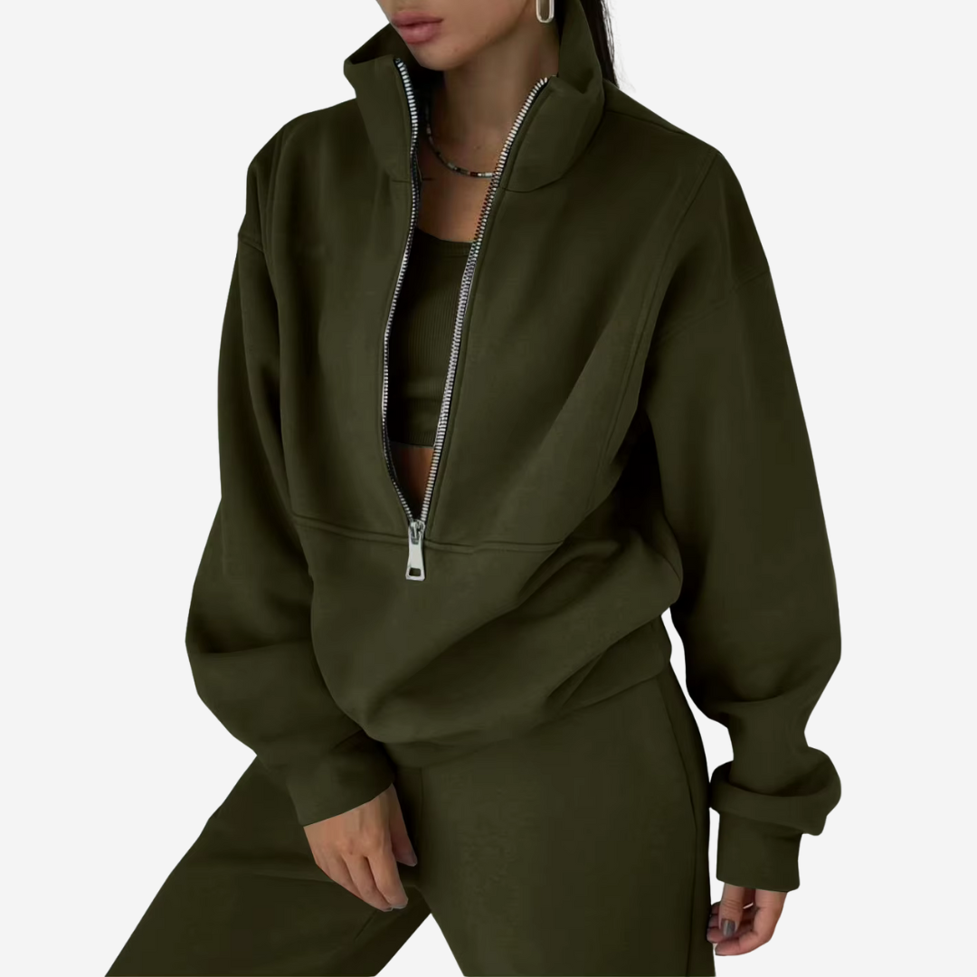 Active women's two-piece tracksuit set, ideal for a casual lifestyle or everyday comfortable wear.