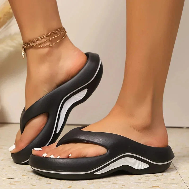 Women's comfortable two-tone platform slide sandals, great for summer, with orthopedic support.