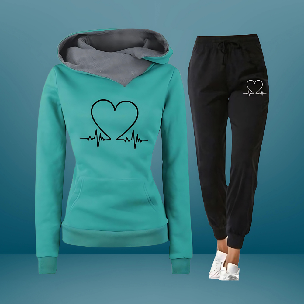 Feel the comfort in this women's soft leisurewear. A two-piece jogging set ideal for home or casual outings.