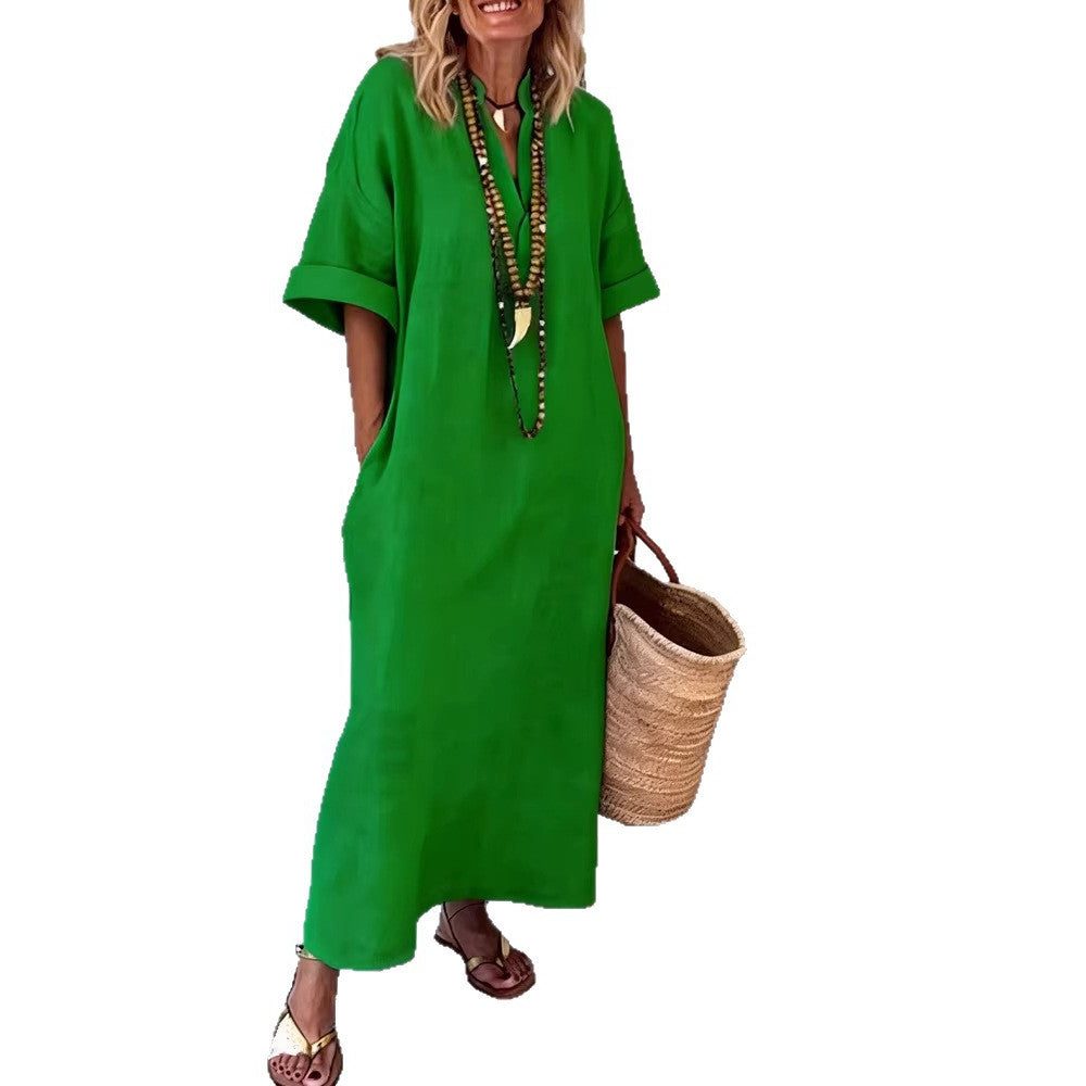 Lightweight women's casual V-neck maxi shift dress with pockets, excellent for summer days and relaxed vacation wear.