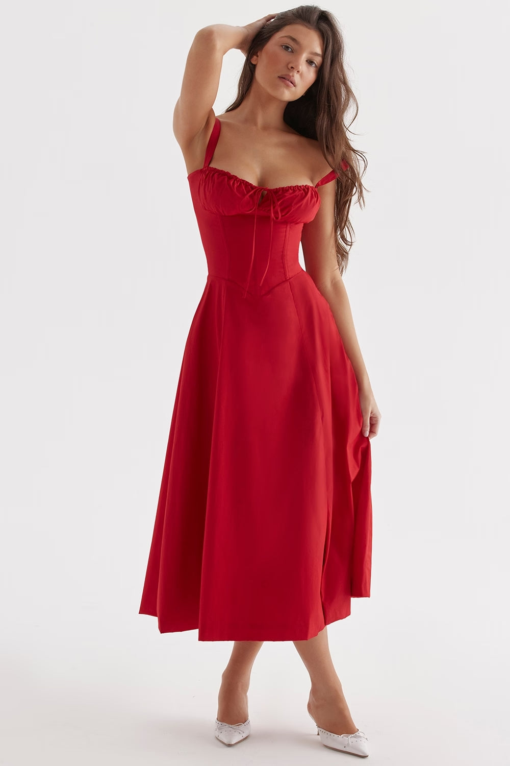 Casual women's midi dress, floral print, perfect for spring and summer outings.
