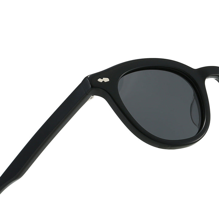 Chic women's vintage sunglasses, perfect fashion accessory for timeless style and UV eye protection.