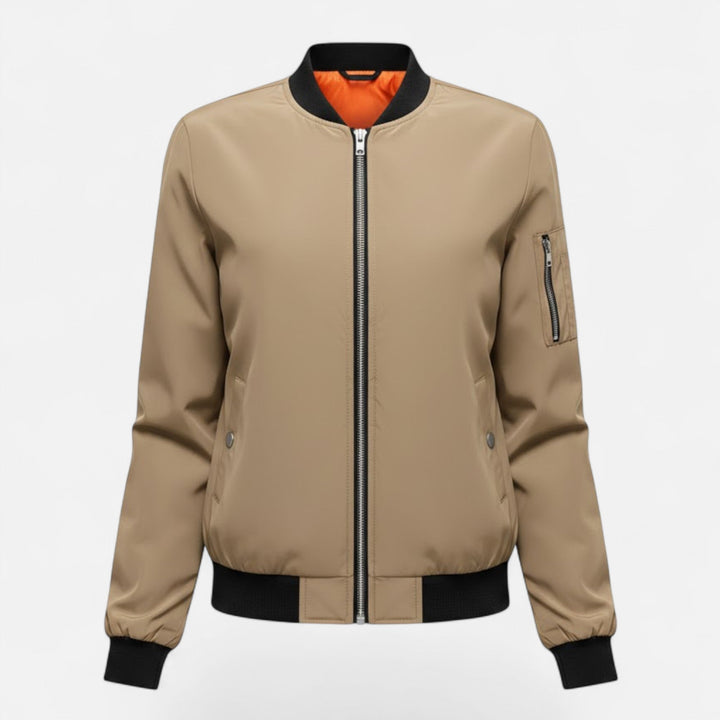 Fashionable women's zip jacket, a timeless vintage silhouette