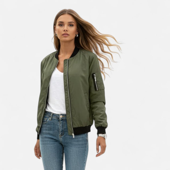 Chic vintage-style zip jacket for fashion-forward women