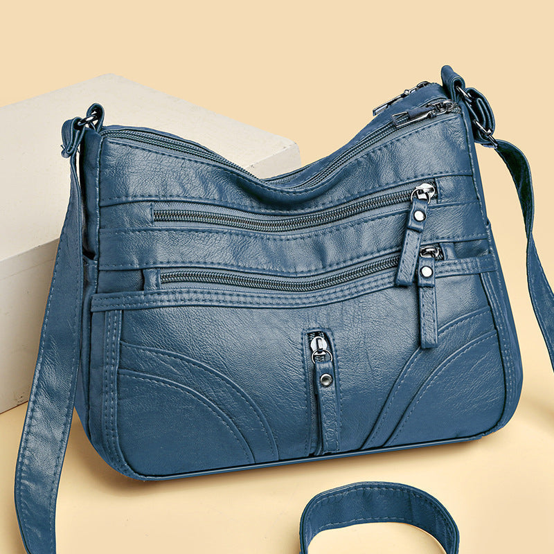 Women's vintage relaxed shoulder bag. Comfortable everyday carry, can also be worn crossbody.
