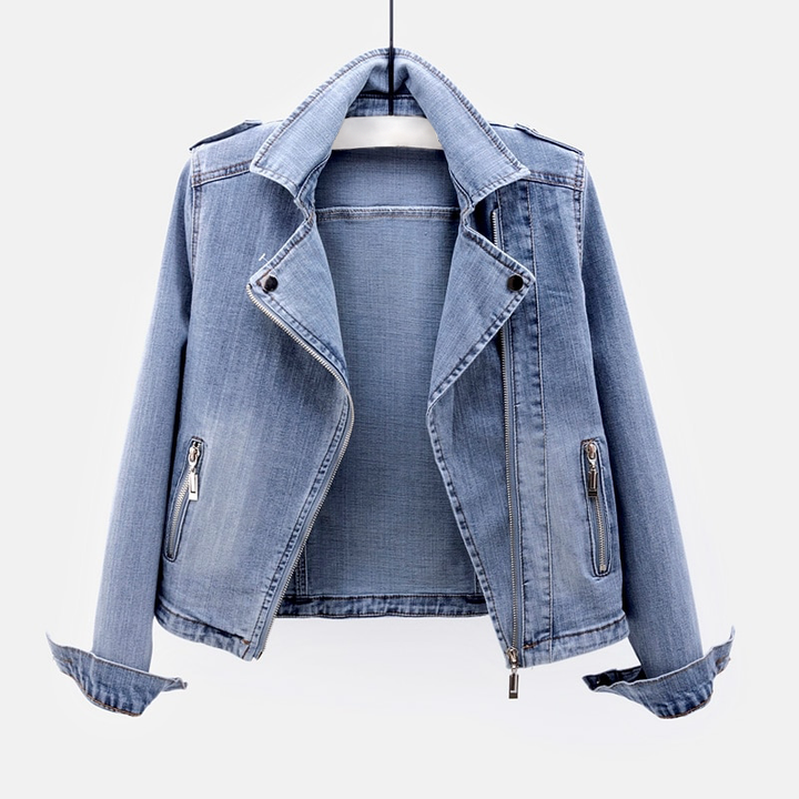 Women's vintage style blue denim jacket with buttons, perfect for timeless casual spring & autumn fashion.