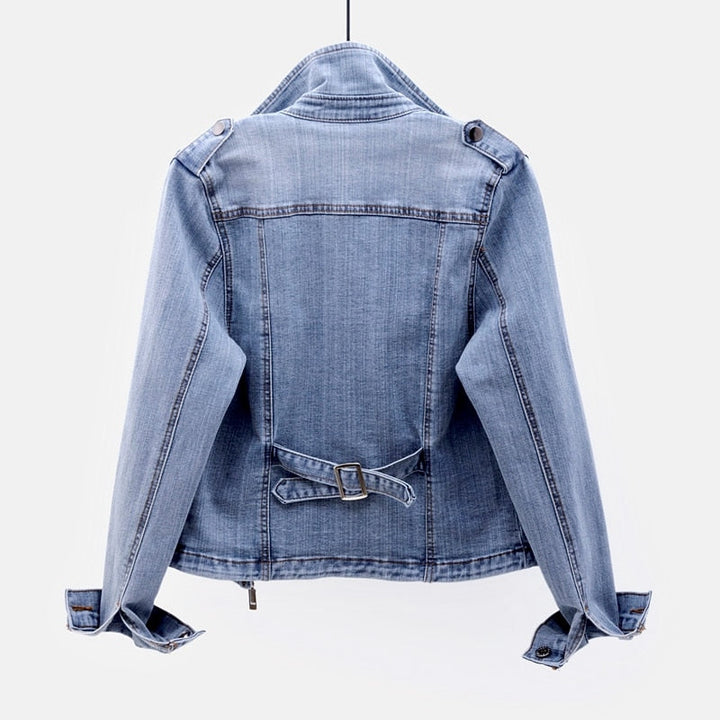 Timeless women's blue denim jacket, vintage-inspired for versatile casual and elegant outerwear. Spring & autumn.