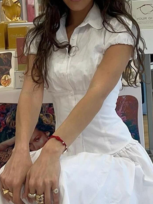 Stylish white V-neck short sleeve shirt for women's everyday wear