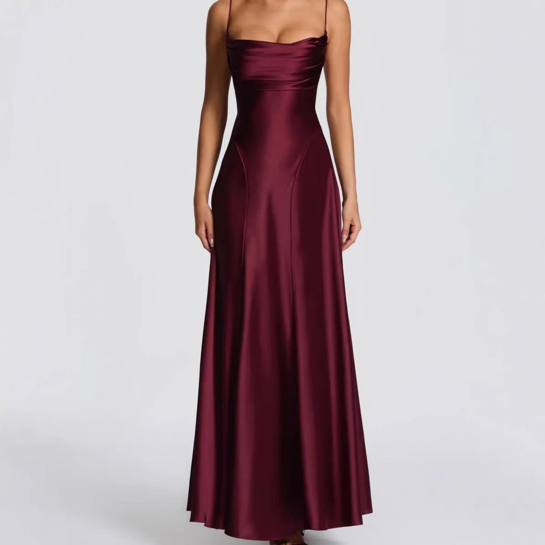 Women's wedding guest maxi dress with sweetheart neckline, elegant floor-length formal gown perfect for special occasions.