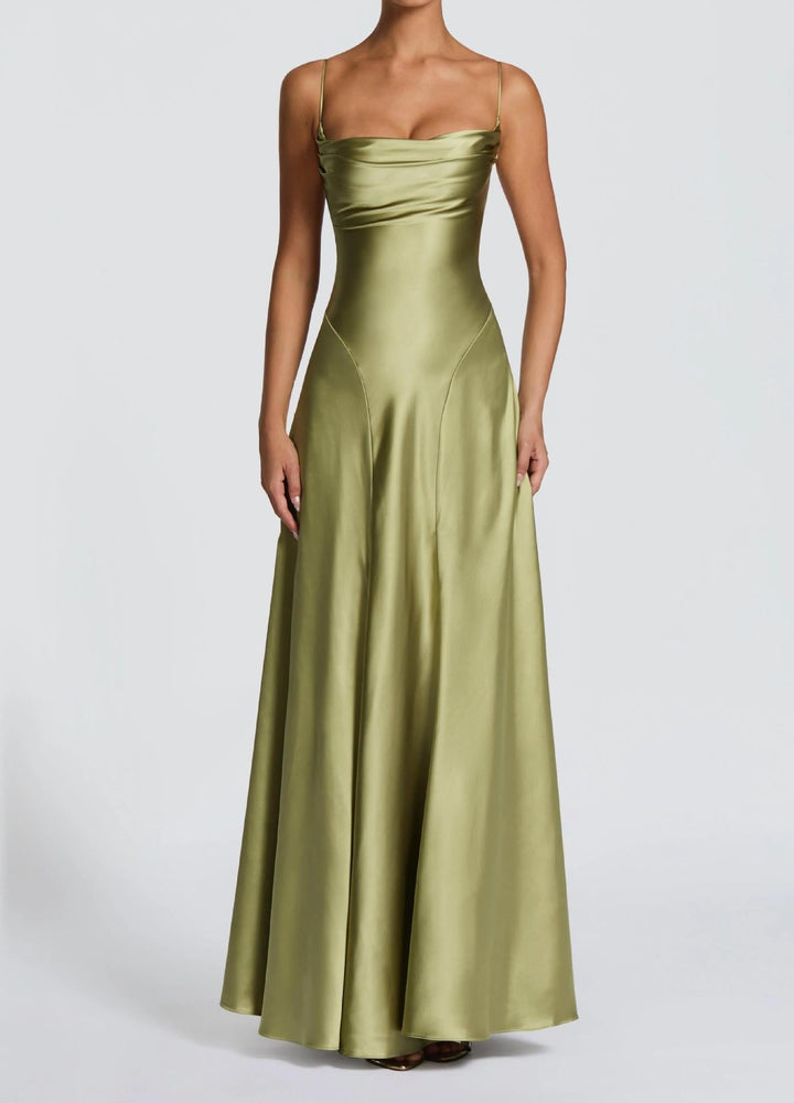 Women's formal wedding guest maxi dress with a flattering sweetheart neckline, perfect for evening parties & special occasions.