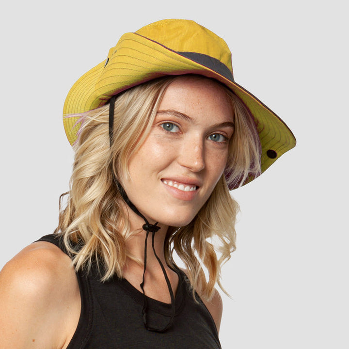 Women's outdoor sun hat, wide brim, UV protection, ponytail slot, adjustable for hiking & garden.