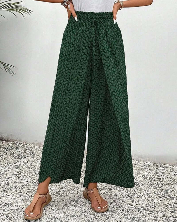 Women's ultra-comfortable wide leg palazzo trousers, flowy and lightweight, with a relaxed fit for summer.