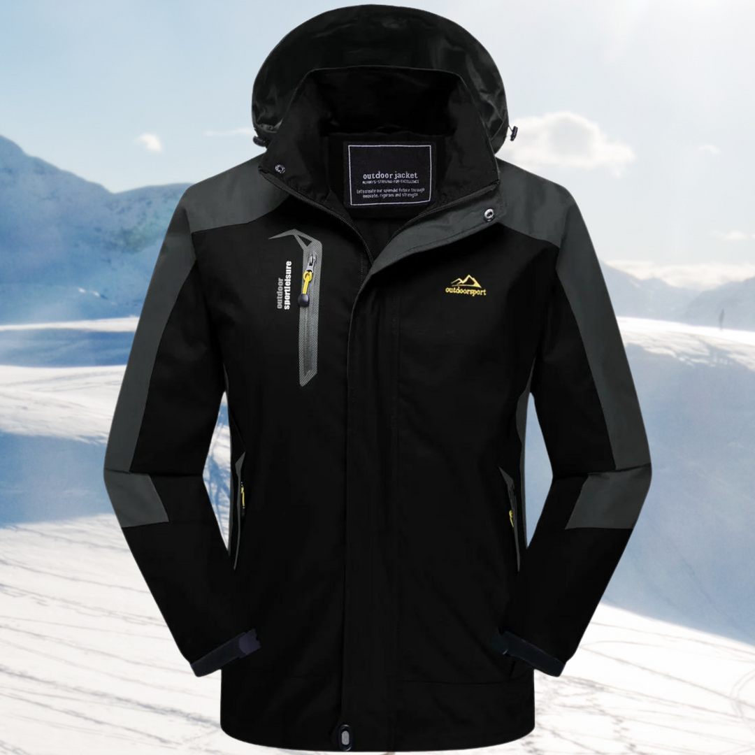 Stylish hooded casual outerwear for women, ideal for outdoor adventures.
