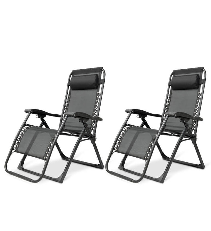 Lightweight zero gravity chair with robust frame, perfect for camping or garden use.